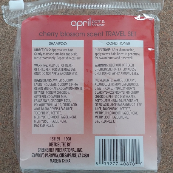 NWT!!! Cosmetic Bags & Shampoo/Conditioner - Picture 4 of 5